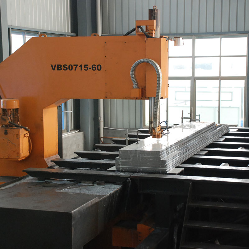 Как четыре основных материала пресс-форм обеспечивают точные решения для различных условий труда при производстве пресс-форм?